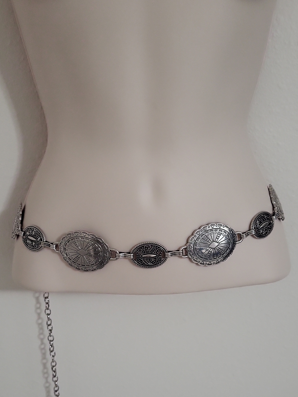 Silver Concho Chain Link Belt